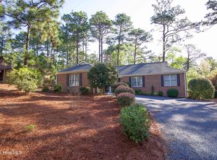 65 Live Oak Ln, Pinehurst, NC 28374