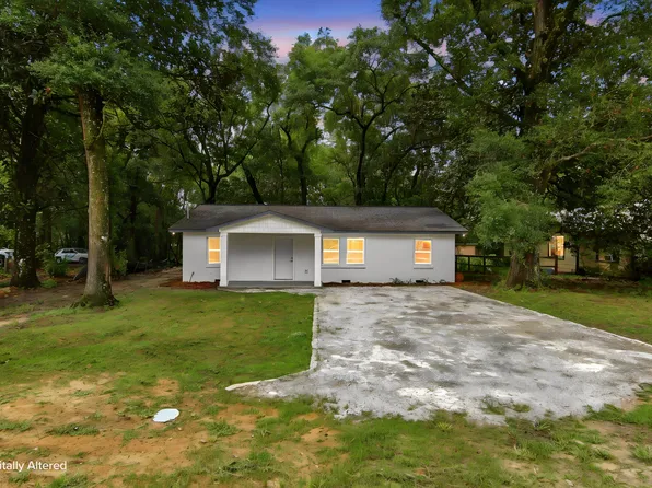 101 Live Oak Ave, Defuniak Springs, FL 32435