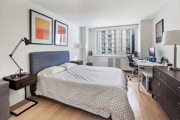 Rented by NY NY Condo, Inc | media 12