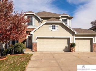 565 S 180th Ter, Elkhorn, NE 68022