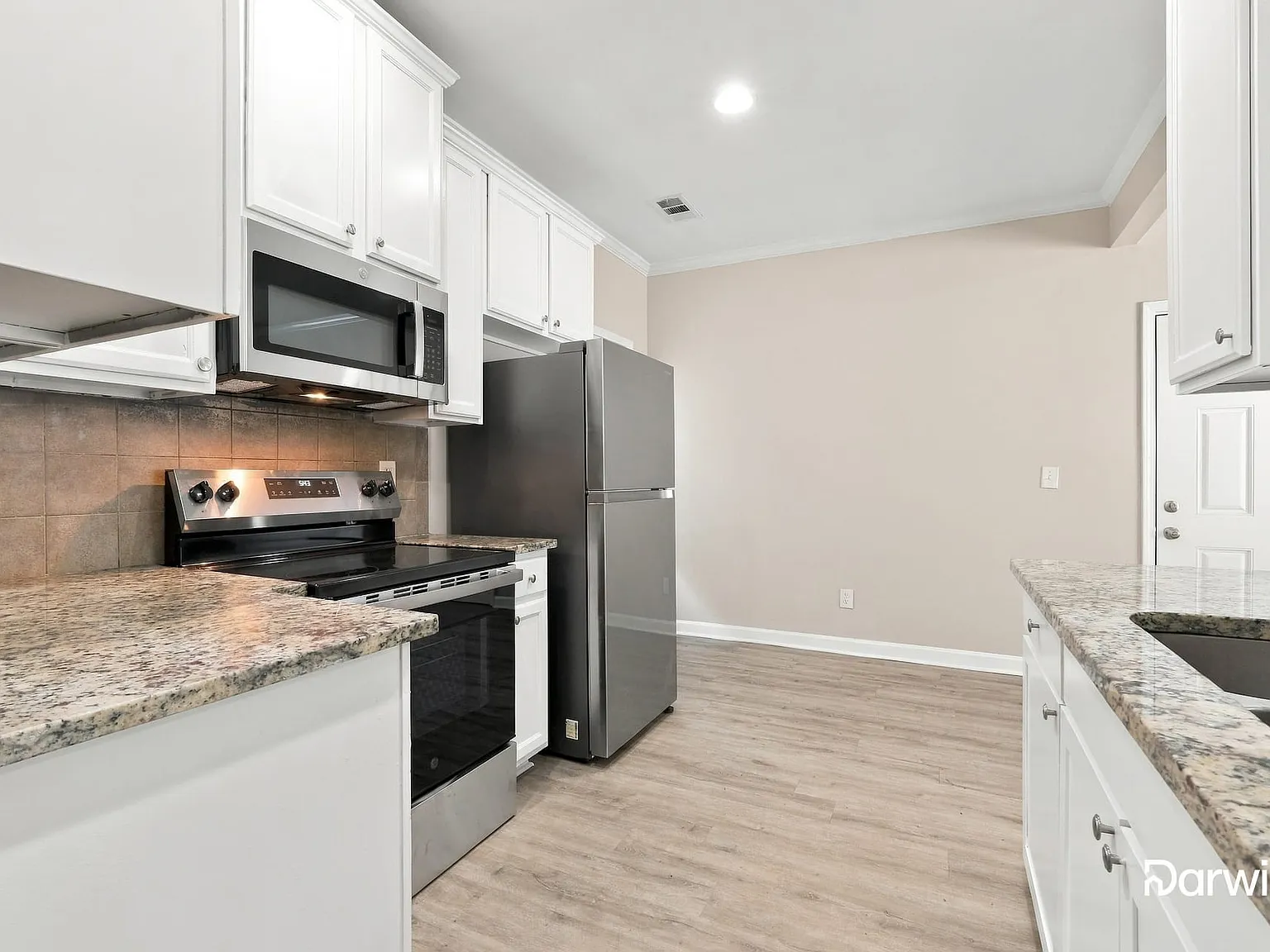 3 bed, 2.5 bath, 1790 sqft, $2,375 — Photo 4