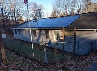 28 N Overlook Dr, Nassau, NY 12123