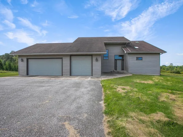 8332 N Marys Ln, La Porte, IN 46350