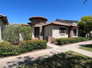 890 S Henry Ln, Gilbert, AZ 85296