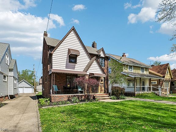 4th image of 17406 Milburn Ave