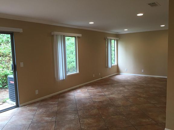 3rd image of 5618 E Vista Del Valle