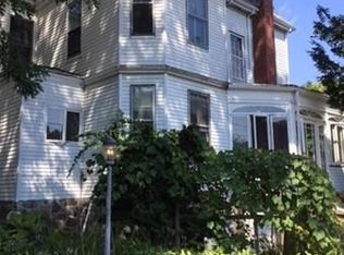 67 Walnut St #2, Newton, MA 02460