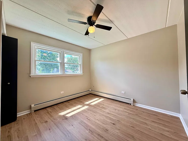 419 Westmore Meyers Rd #4 — Photo 14