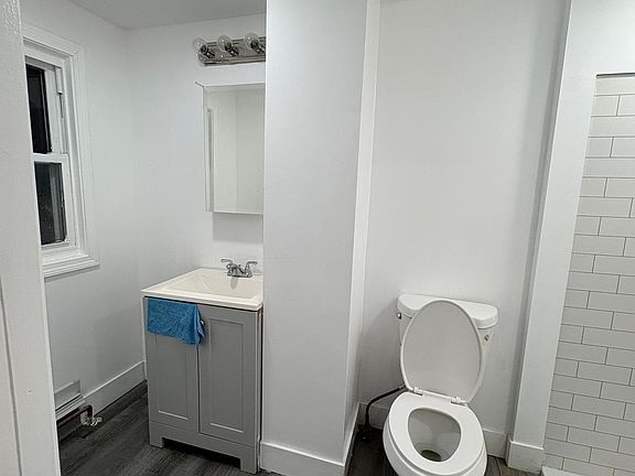 5th image of 86-88 Bradford St #1
