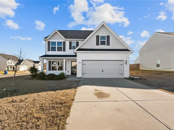 102 Telegraph Ln, Burlington, NC 27217