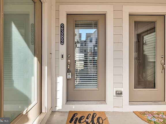 4th image of 2382 Stella Pl Unit 16