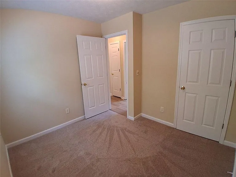 3617 Oakland Spring Ct — Photo 24