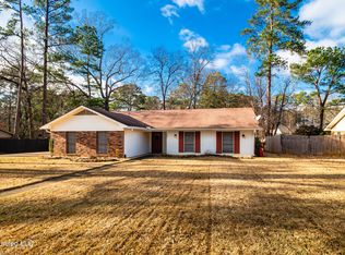 101 Fern Valley Rd, Brandon, MS 39042