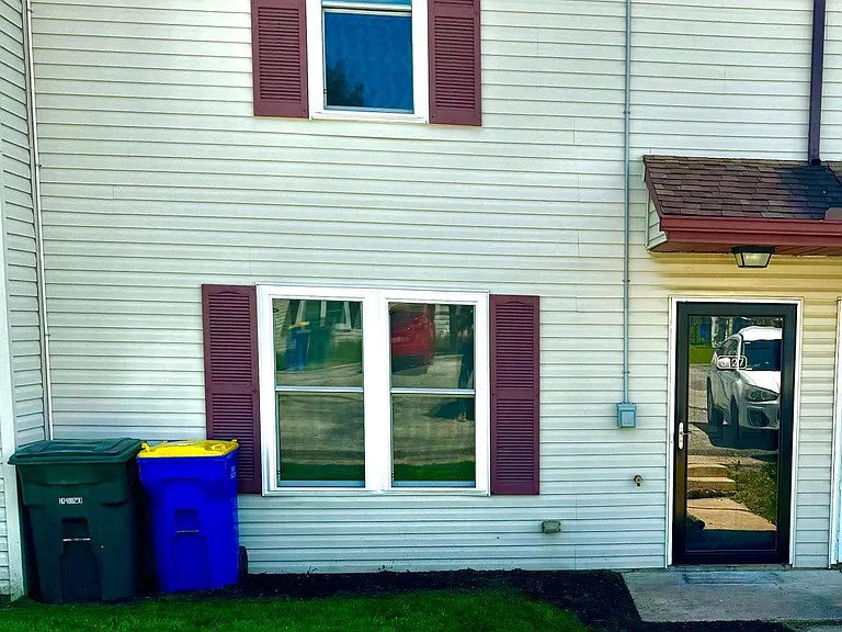 3127 Galaxy Rd — Photo 2