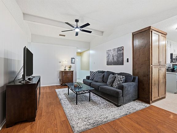 5th image of 1801 Homestead Pl