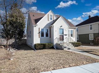 808 Marquette St, Menasha, WI 54952