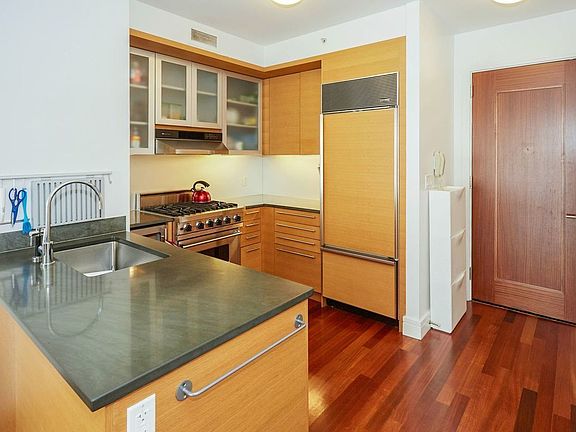 4th image of 30 Little West St Unit 29G