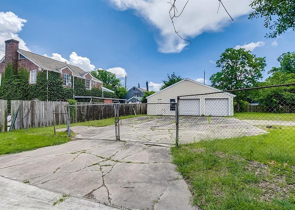 1st image of 8350 Howard Dr