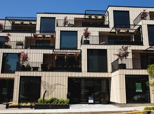 2871 SE Division St #102, Portland, OR 97202