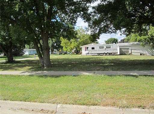 3rd image of 309 S Kenwood Blvd