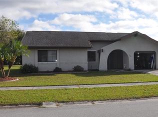 7548 Mesa St, North Port, FL 34287
