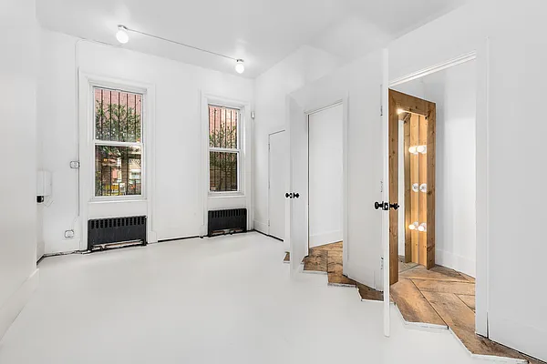 Sold by Compass | media 13