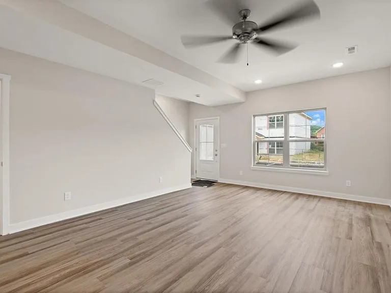 4930 Grant Line Rd — Photo 2