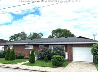 335 23rd St, Dunbar, WV 25064