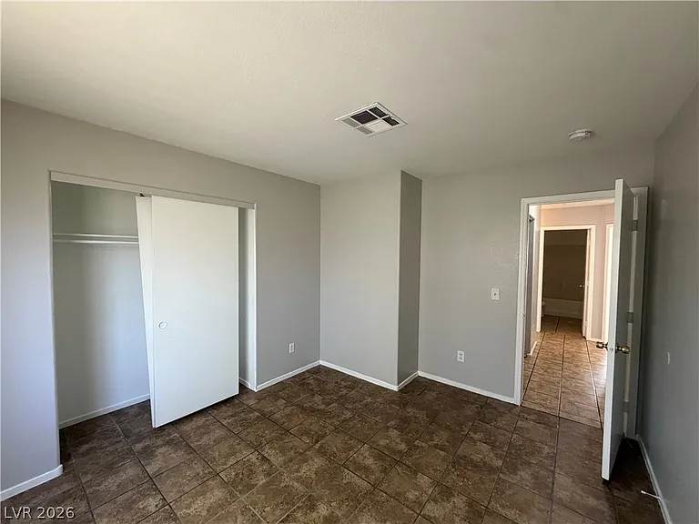 1864 Star Sapphire Ct — Photo 37