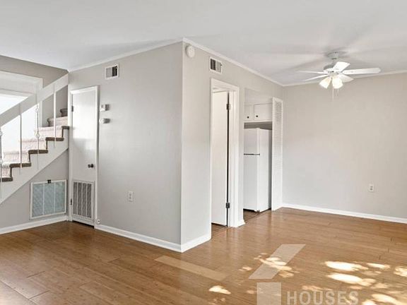 3rd image of 3706 E North St APT C8