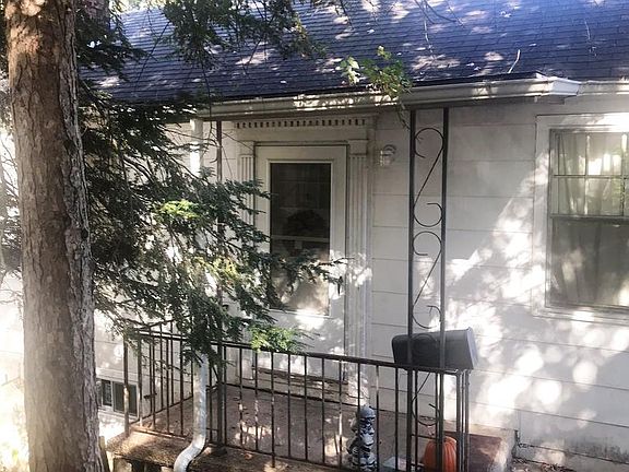 4th image of 5725 7th St N