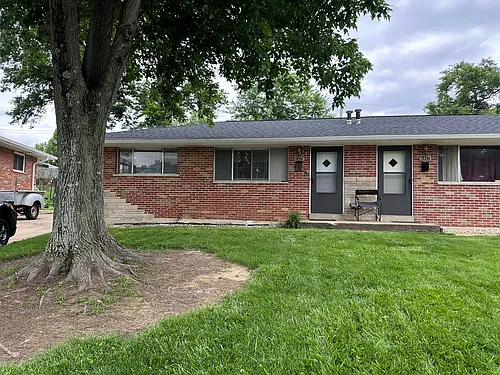 2425-2427 Chesstal Photo 1