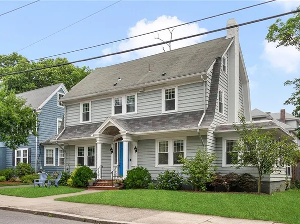 30 Cooke St, Pawtucket, RI 02860