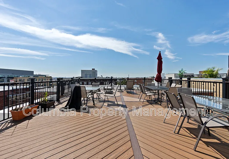 1427 Chapin St NW #104 — Photo 20