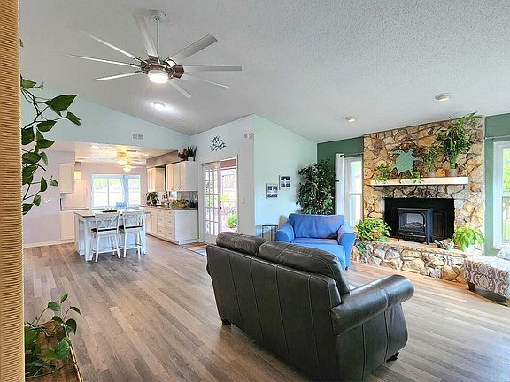 3rd image of 5 Mill Run Ct