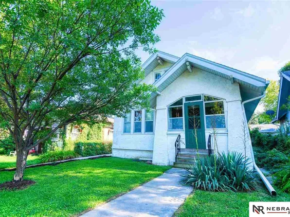 2741 Titus Ave, Omaha, NE 68112