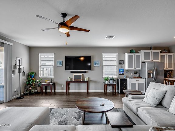 2nd image of 3515 N BROOKLYN Drive