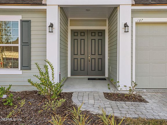3rd image of 107 IRIS LANDING Drive
