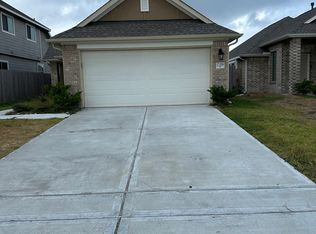 12359 Summerbrook Dr, Houston, TX 77066
