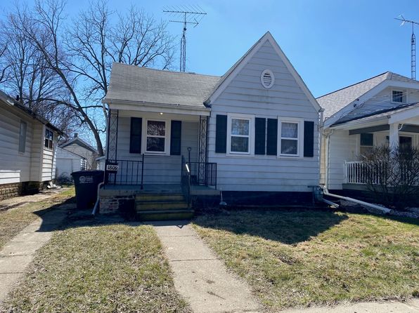 1809 Brussels St