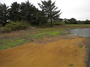 599 Ocean Shores Blvd NW, Ocean Shores, WA 98569