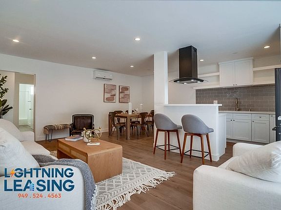 4th image of 1033 N Genesee Ave #3D
