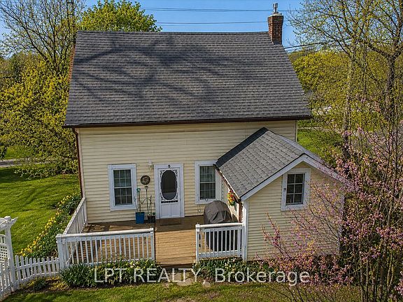 3rd image of 3472 Monck Rd