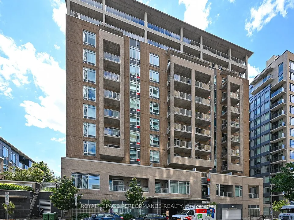 Building Photo
