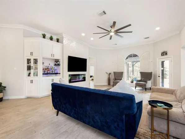 4507 Crescent Lakes Cir, Sugar Land, TX 77479