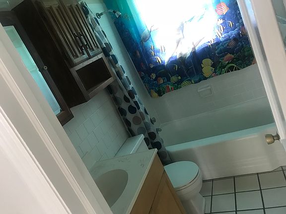 5th image of 4836 Norvella Ave