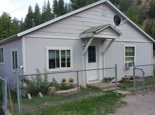 121 G St, Smelterville, ID 83868
