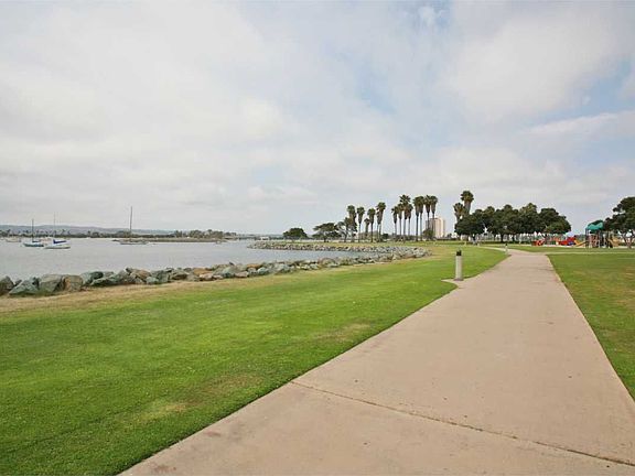Enjoy an active lifestyle on the boardwalk around Mission Bay!
