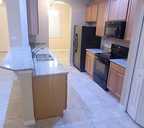 4th image of 1642 Buckeye Falls Way