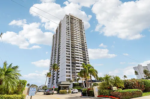 5600 N Flagler Dr Photo 1